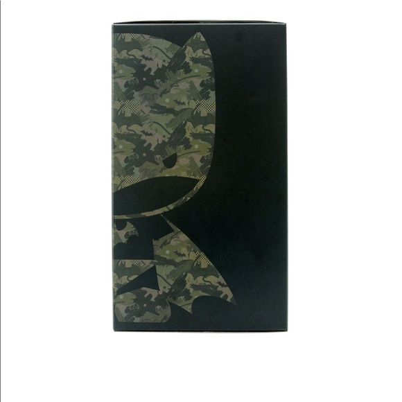 7” DZNR BATMAN CAMO COLLECTOR’s CHIBI PLUSH - Picture 4 of 7